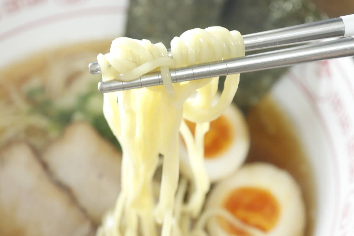 業務スーパーでコレ買って！「この量で418円？！」「味も間違いない♡」コスパ最強の大人気麺