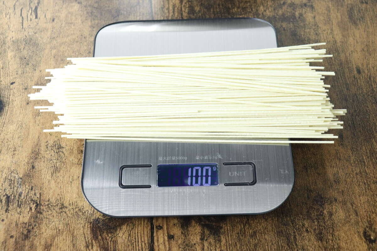 業務スーパーでコレ買って！「この量で418円？！」「味も間違いない♡」コスパ最強の大人気麺