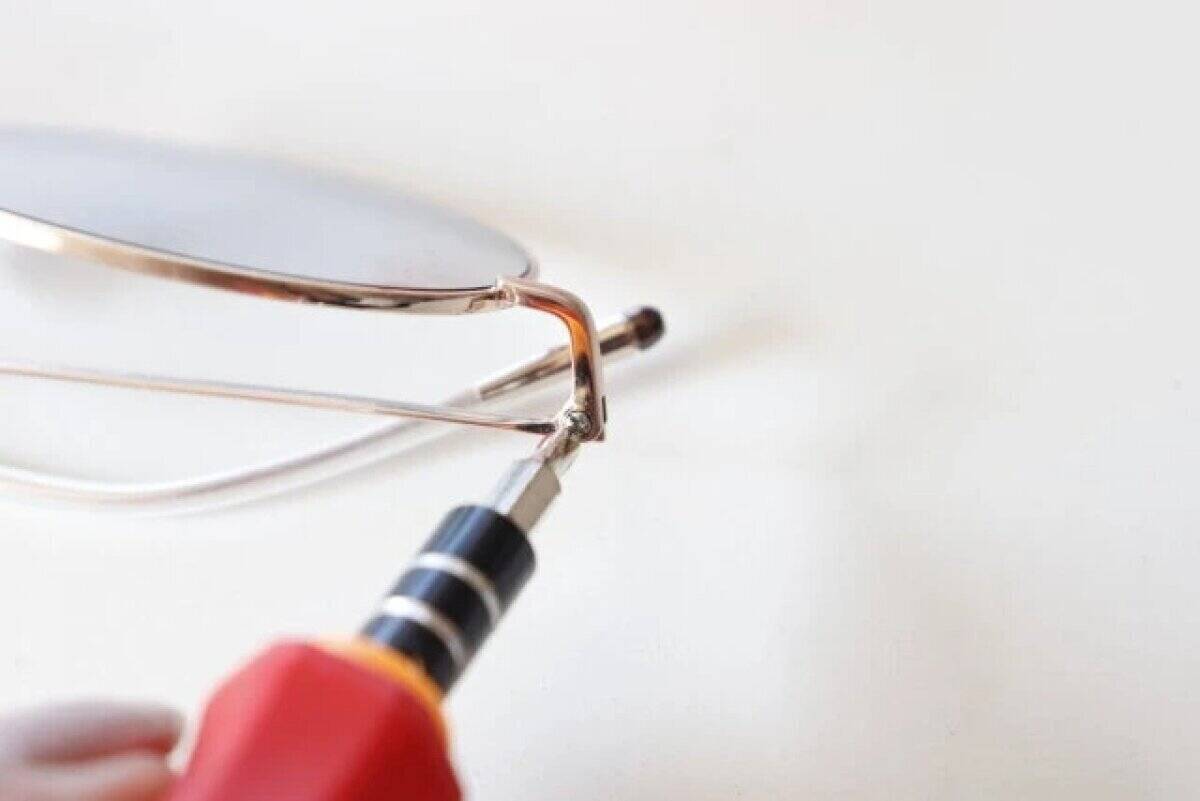 先に100均見といて正解！「これ1つあれば最強じゃん！」工具箱要らずのコンパクト工具