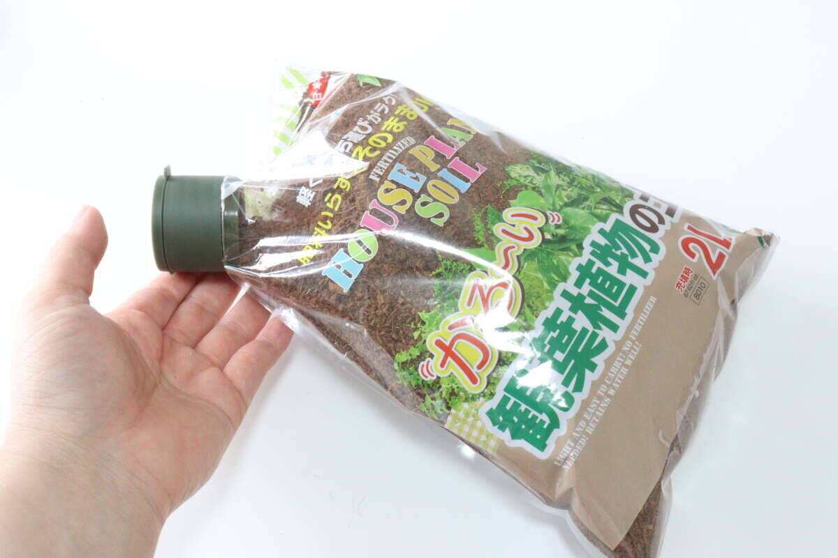 100均で買って大・大・大正解！「手も道具も汚れにくいって助かるわ」保管も楽になる神グッズ