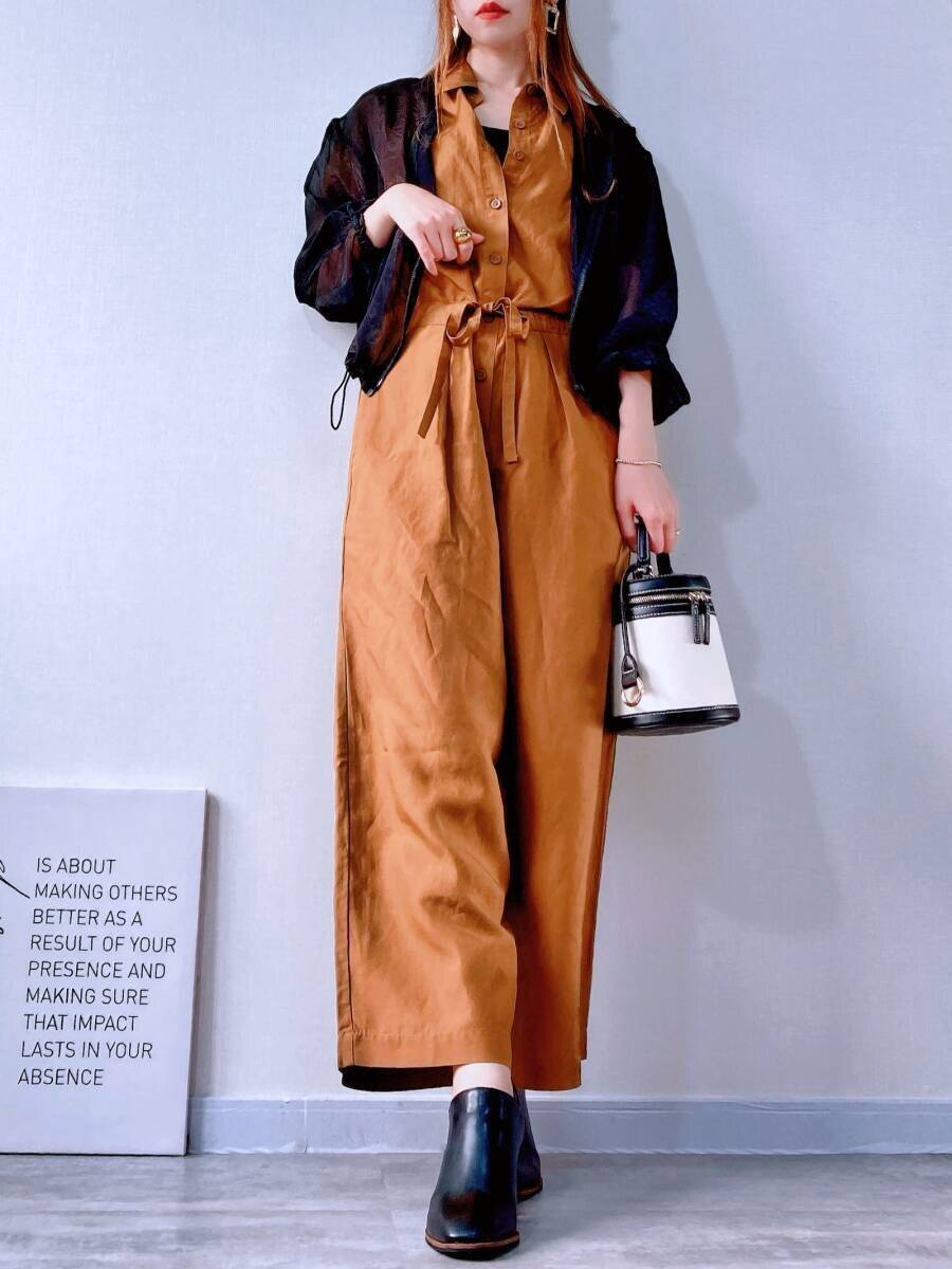 ユニクロのジャンプスーツが優秀すぎ♡作業着に見せない154cmさんの高見え着こなし術