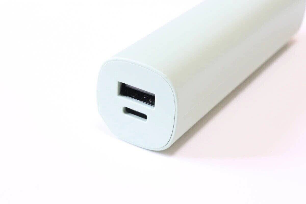 100均で1000円はさすがに悩む…けど買って本当に良かった！持ち運びに便利な電気小物3選
