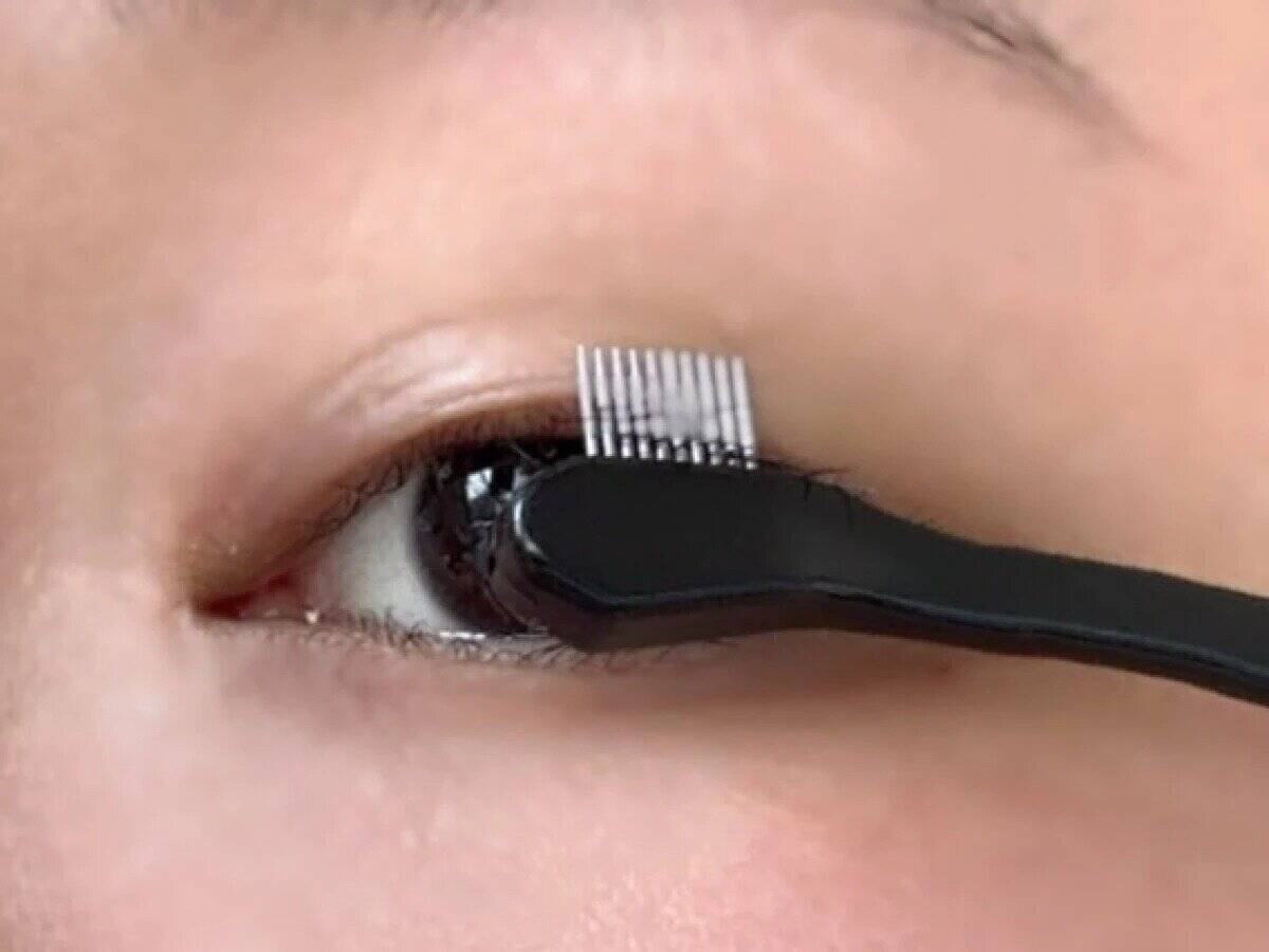 100均で買っといてよかった～！不器用でもクオリティ激変！メイクのお助けツール3選