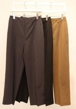 ユニクロで大当たりパンツ見つけた！足がスンッと長～く見える！神シルエットな万能パンツ