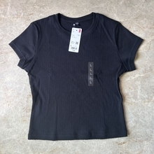 短丈Tは似合わないと思ってた…ユニクロ990円ミニTが大人にちょうどイイ♡