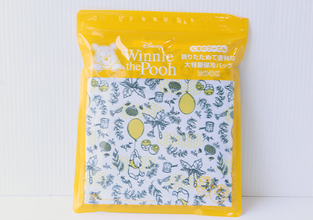 この付録絶対買い！大容量なのに超コンパクトになる！プーさんの保冷バッグが可愛くて便利♡