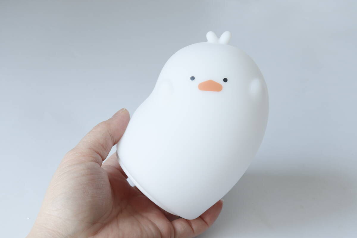 100均で500円出しても後悔なし！「ぷにぷに触感」に心奪われる…！悶絶級に可愛いライト