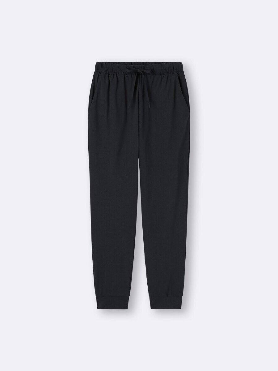 GUのこれ全部1990円って信じられない！ラクなのに美脚が叶う♡優秀黒パンツ5選