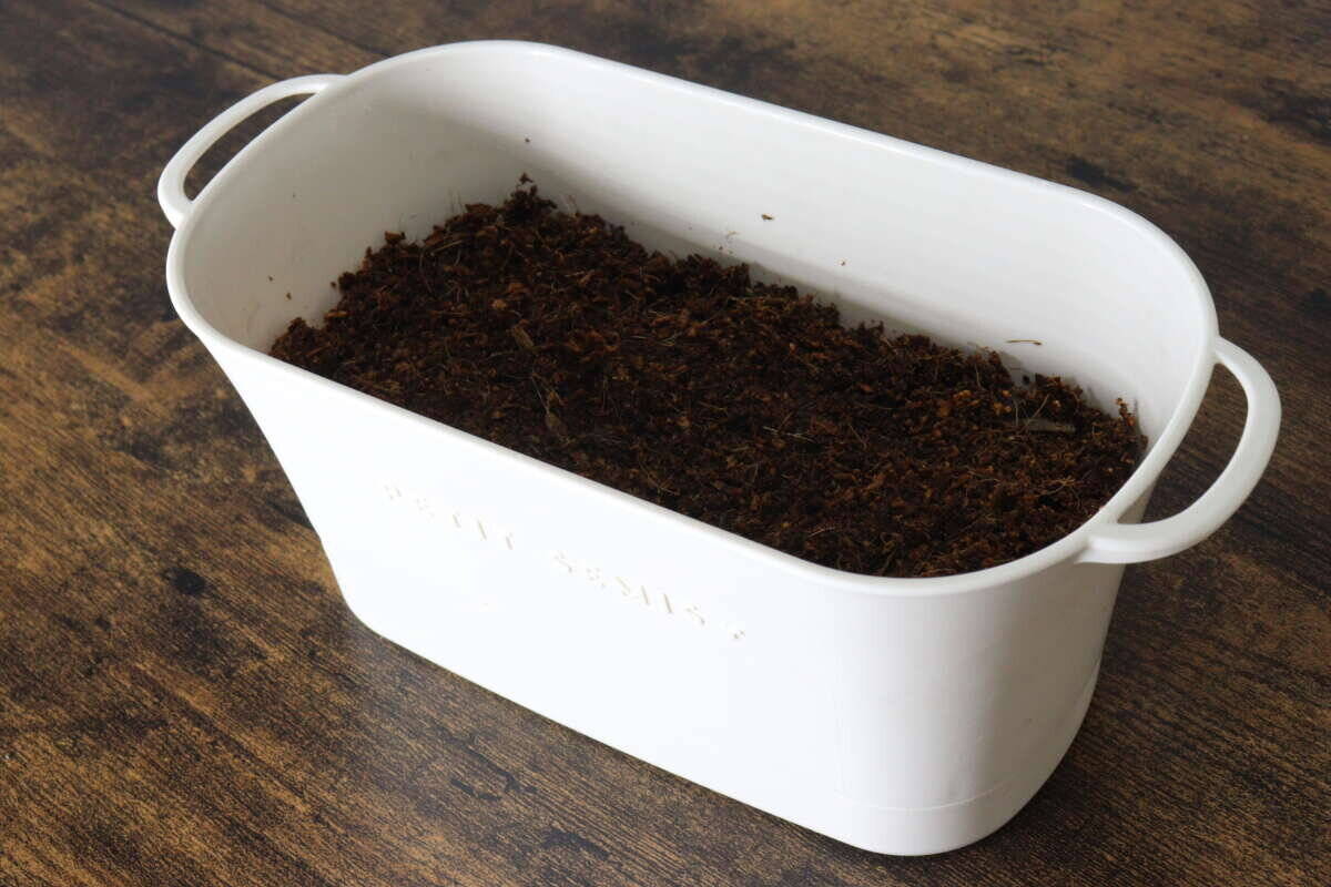 疑ってごめん…「鉢が欠けてるよ～（泣）」って思ったらそういうこと？！100均グッズ