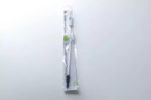 お願いずっと売ってて！プラなのにこんなに曲がるの！？なくなったら困る100均の優秀ブラシ