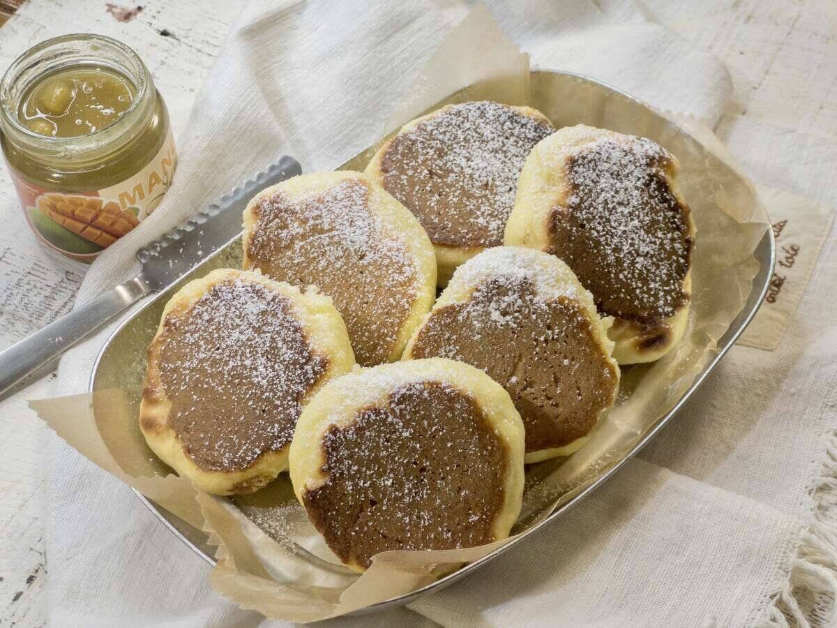 ホットケーキミックスで作れば失敗知らず！フライパンでできる「ふわふわパン」のレシピ