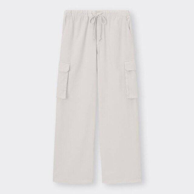 GUメンズシャツのゆるっと感が可愛い♡優し気カラーで可愛く着られるワントーンコーデ