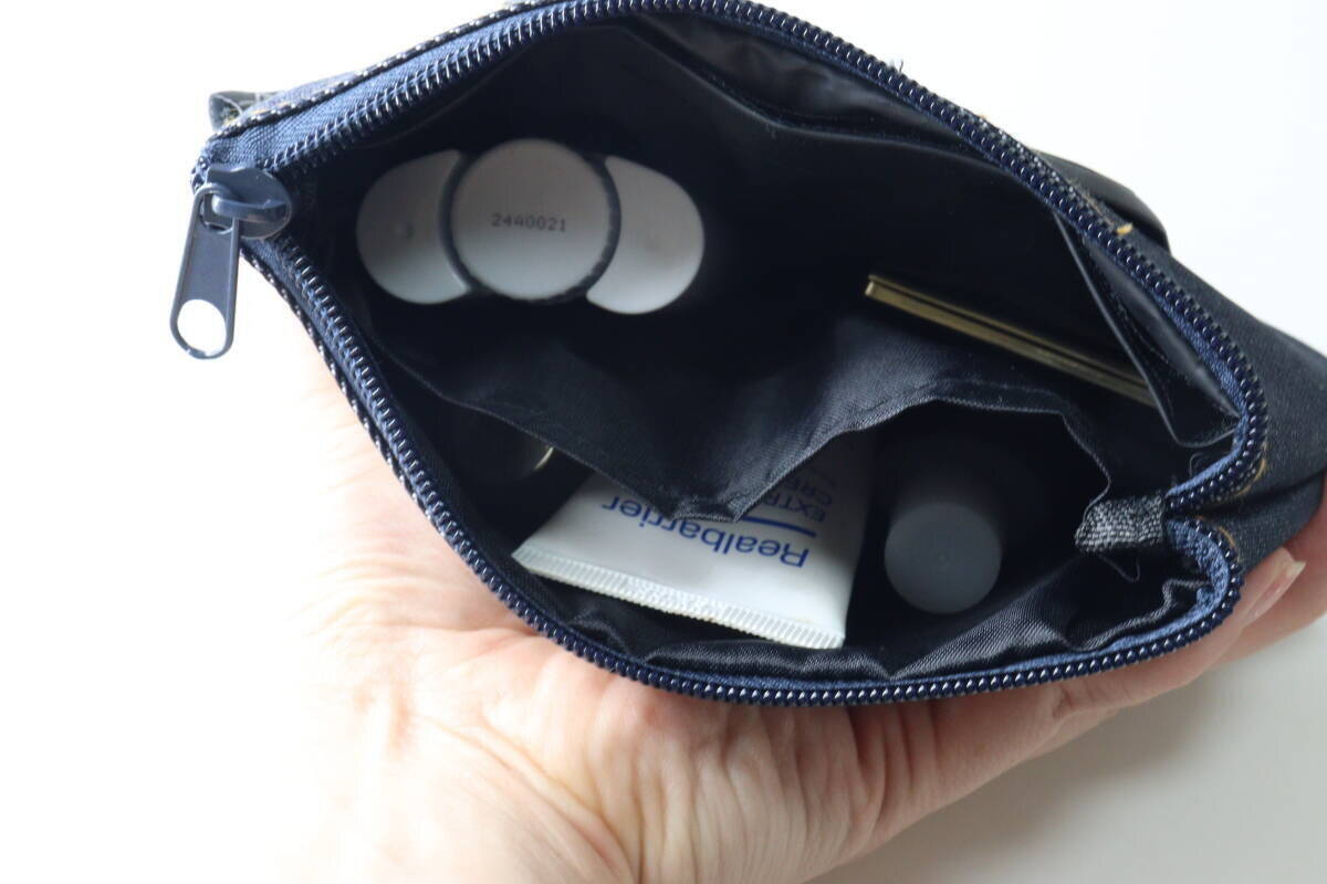 100均に画期的なポーチ売ってた！「これからの季節に助かる～！」「アイディアが天才だわ」