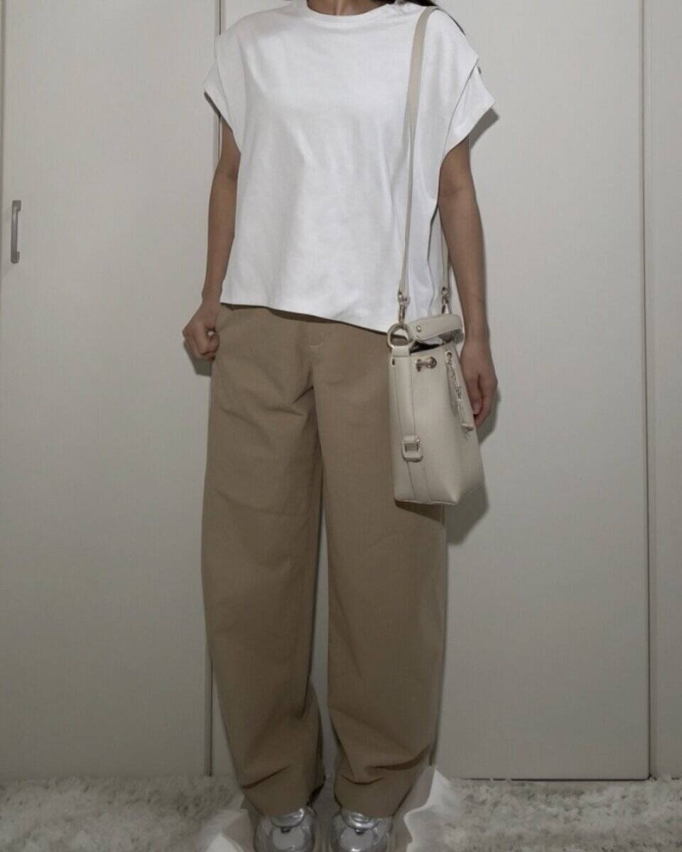 ユニクロのバレルパンツの落とし穴！着膨れ回避で155cmもすっきり見えの着こなし術