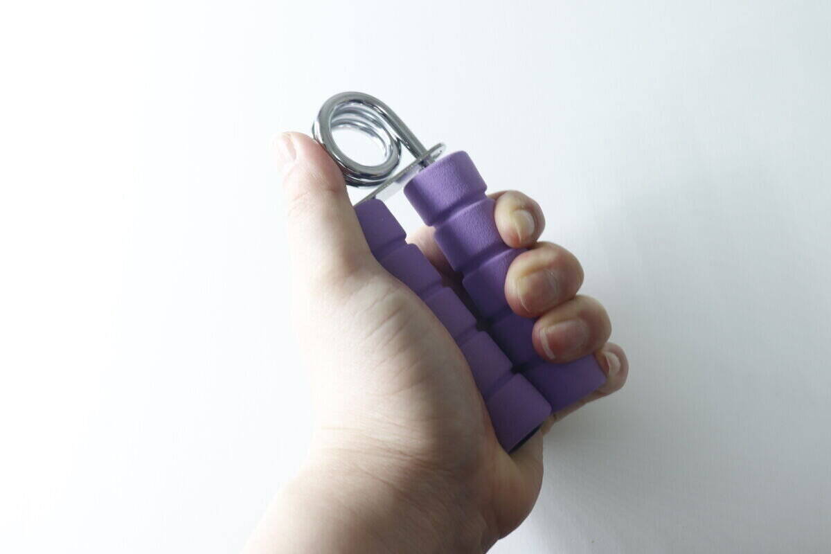 100均で探して良かった！「Amazonだと安くても400円…」コスパ最強グッズ