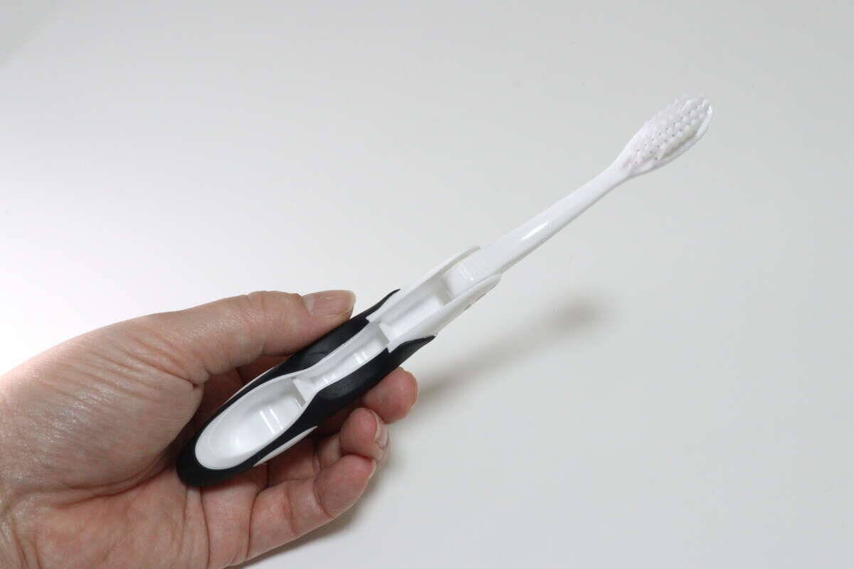 完全に隠れるから衛生的！荷物を最小限に抑えられる100均コンパクトグッズ