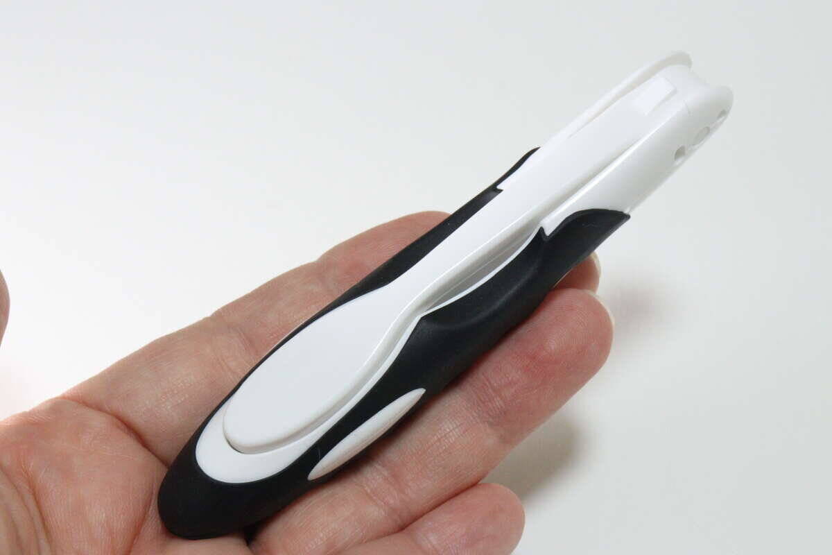 完全に隠れるから衛生的！荷物を最小限に抑えられる100均コンパクトグッズ