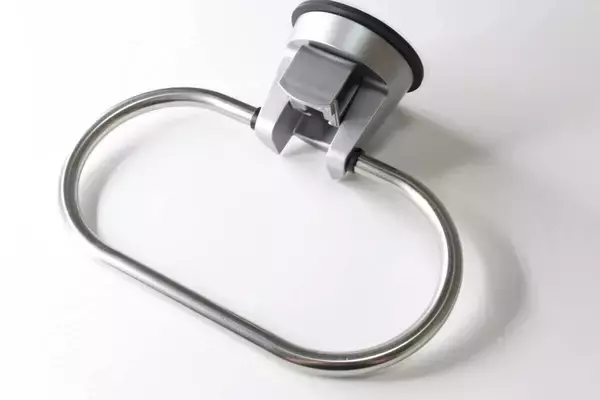 100均で…迷わず買いです！「今までの苦労は何だったの…」ってくらい優秀な便利グッズ3選