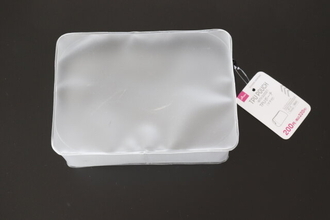 まさかダイソーで出会えるとは…ずっと探し求めてた！無印風のポーチが優秀