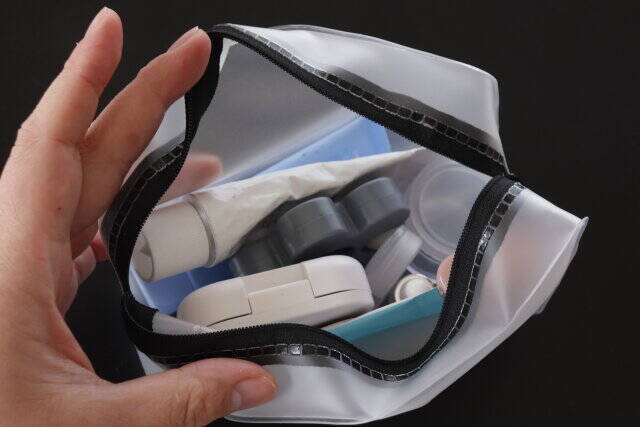 まさかダイソーで出会えるとは…ずっと探し求めてた！無印風のポーチが優秀