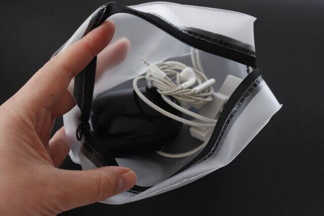 まさかダイソーで出会えるとは…ずっと探し求めてた！無印風のポーチが優秀