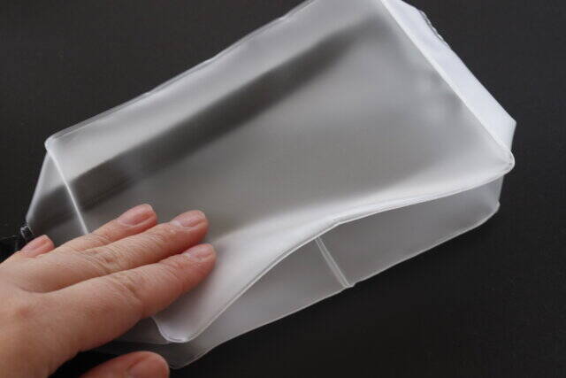 まさかダイソーで出会えるとは…ずっと探し求めてた！無印風のポーチが優秀