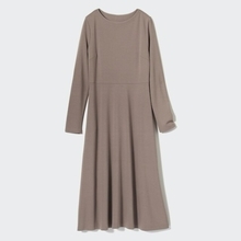 ユニクロの上品ワンピースが本当に買い♡ラクなのに手抜きに見えない！おしゃカワワンピ