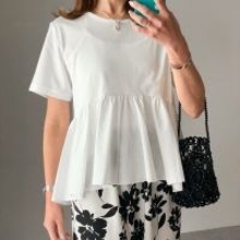 GUって若い子向けでしょ…を覆す！30〜40代にこそ似合うフレアトップスの着こなし術