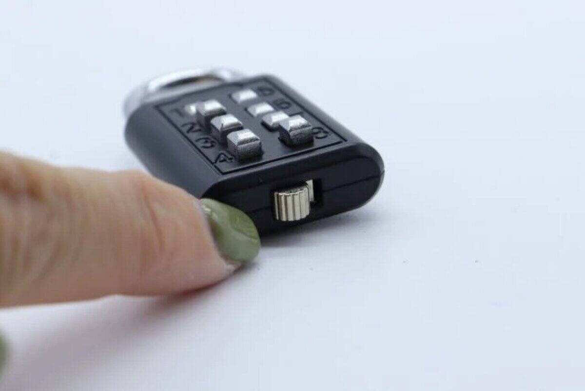 もう100均以外で買えない！「他所で買ったら千円はする…」即買いした防犯グッズ3選