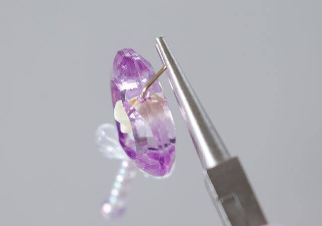 ダイソーで100円って専門店が泣いちゃうよ！難しい工程一切なし♡15分で作れる手芸キット