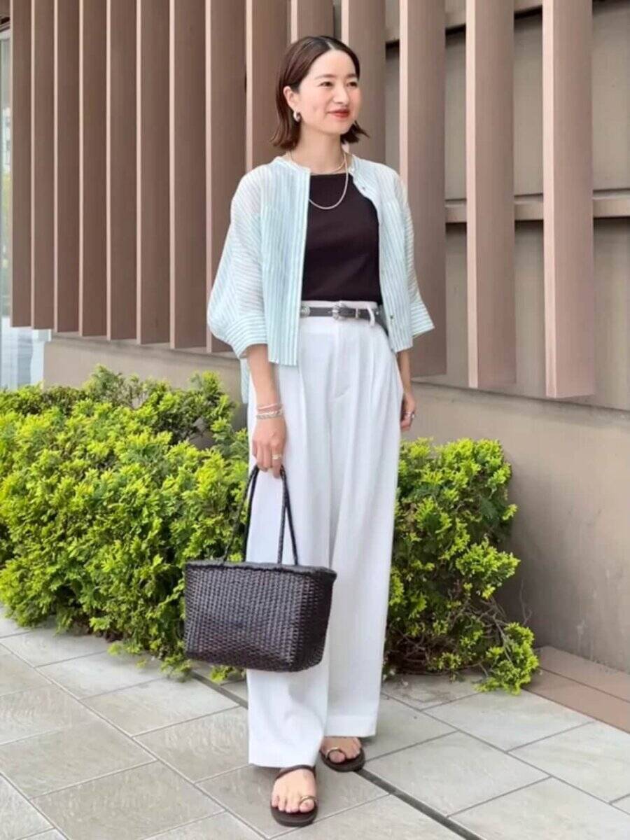夏の羽織りは「シアーシャツ」が断トツで活躍♡さらっと着るだけで旬顔！大人の爽やかコーデ5選