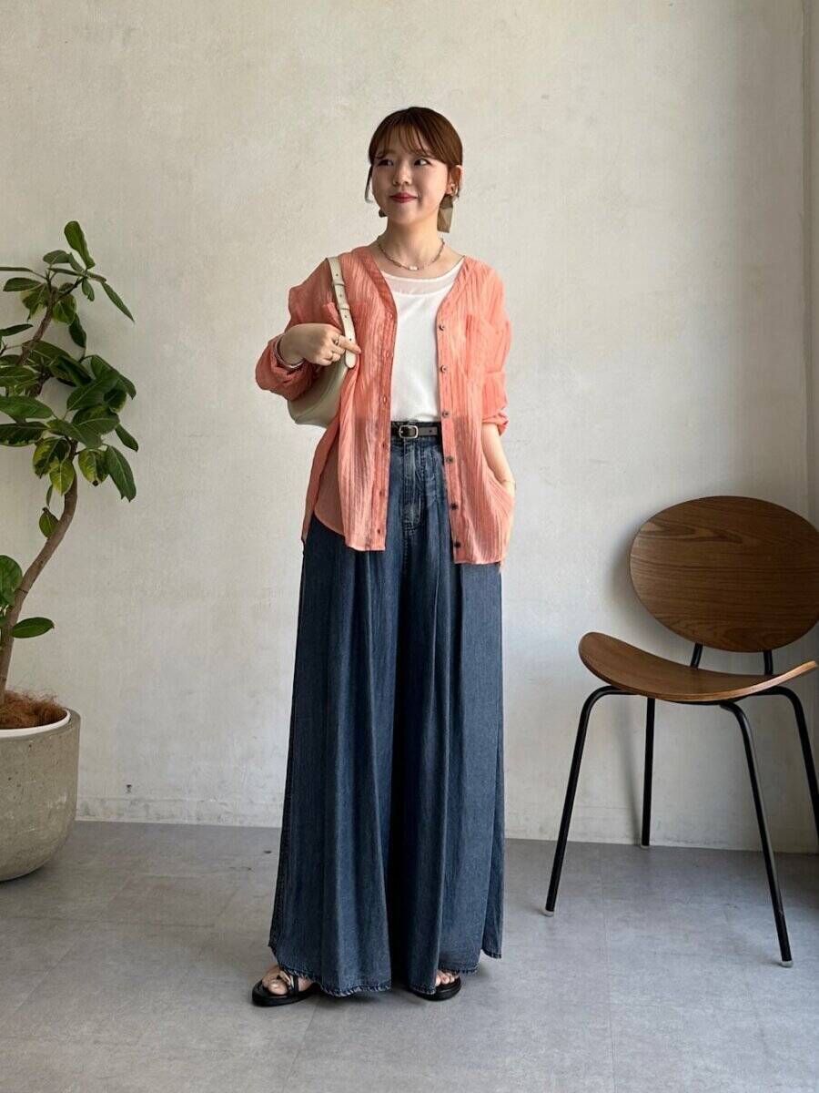 夏の羽織りは「シアーシャツ」が断トツで活躍♡さらっと着るだけで旬顔！大人の爽やかコーデ5選