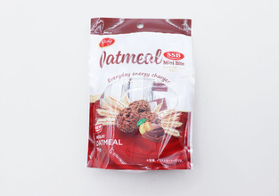 ダイソーさんなんて物を売ってるんだ…一度食べだすと止まらない！あの人気おやつにチョコ味出た