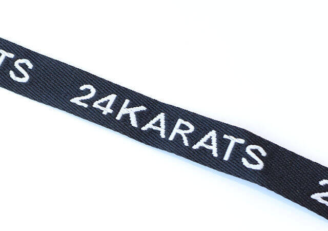 これが付録って…お店で買ったらいくらするのっ？！おしゃれで便利なスマホショルダー