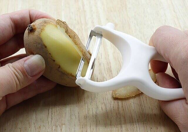 ダイソーさんコレ本当に100円？！手に持ってみると違いが分かるキッチングッズ