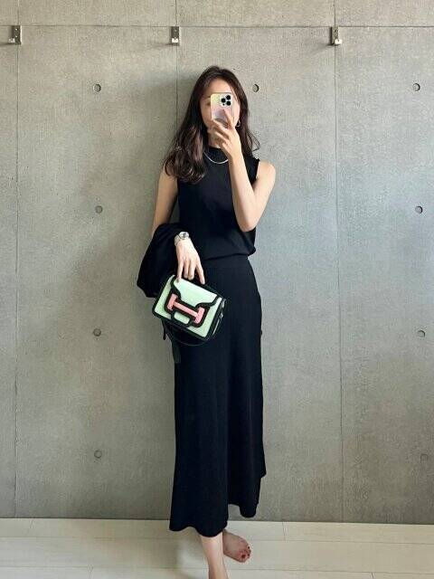 大変…GUで値下げされてるよ～！セットで使えば速攻お洒落♡むしろ今から使える黒アイテム