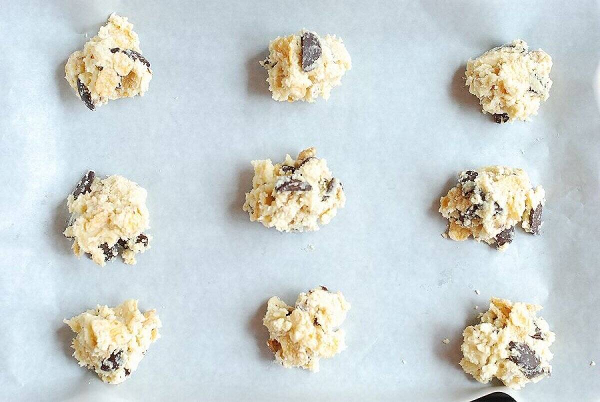 コウケンテツさんのチョコチャンククッキー作ってみたら、外はザクッ中はしっとりの絶品だった！