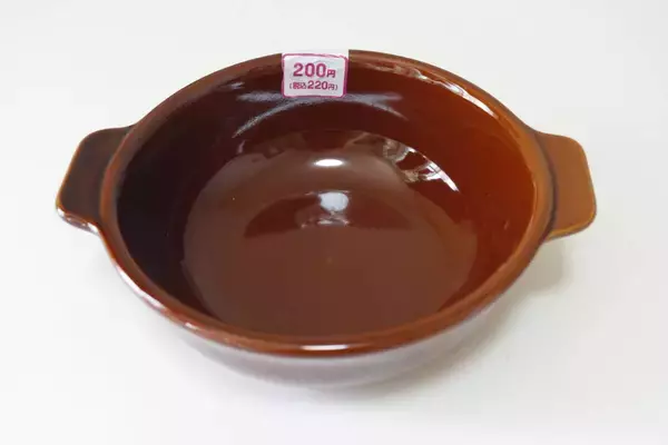 100均でもいいじゃん！「まるでニトリみたい！」200円とは思えない本格食器