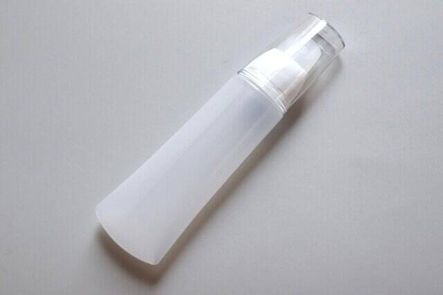 ダイソーで買うならコレ一択！使い終わったら拭けるのが最高♡進化系の詰め替え容器