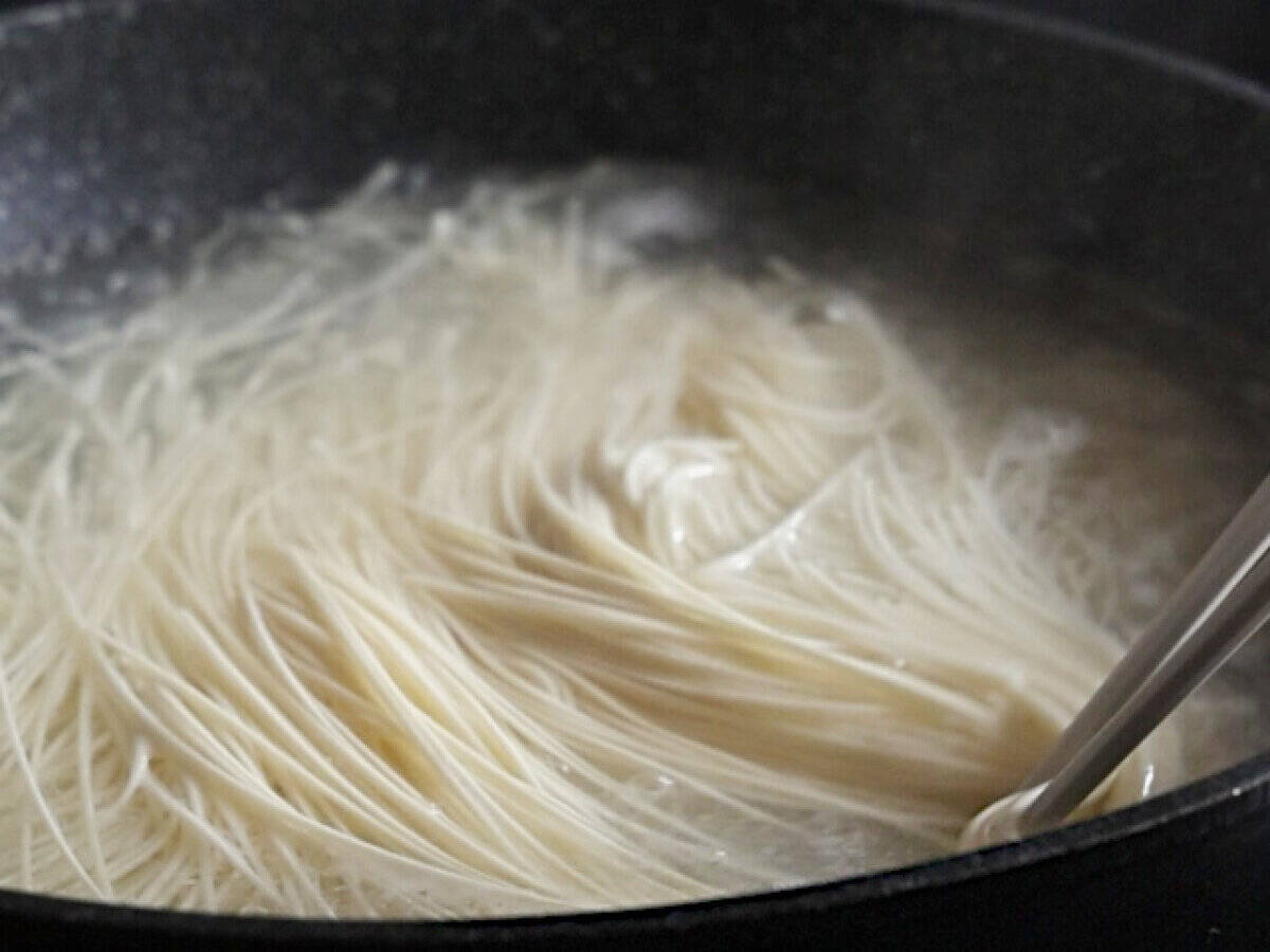 豆腐を丸ごと1パック使い切り！簡単なのに濃厚クリーミー♡豆腐スープの冷やし坦々そうめん