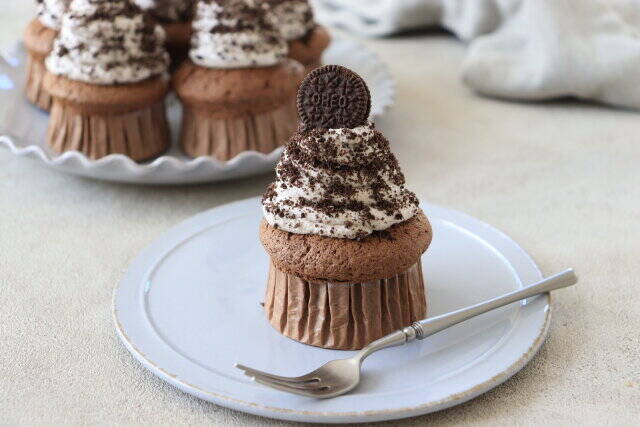 オレオ大好き！濃厚クッキークリームのカップケーキレシピ