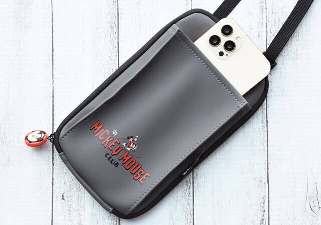 豪華すぎて売り切れ注意！ミッキーのスマホショルダー＆シール付き缶セット付録！ＧＬＯＷ3月号