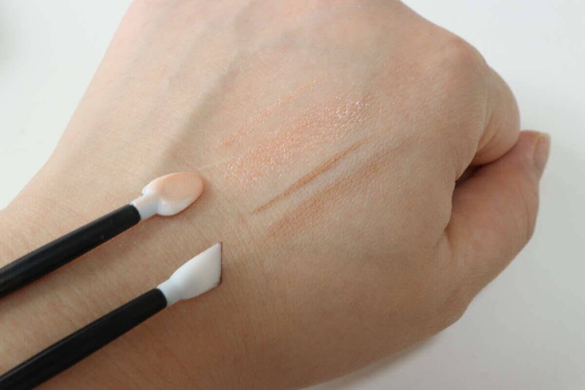 「扱いやすくて手入れもしやすいって神かよ」ポーチに常備したい100均便利グッズ