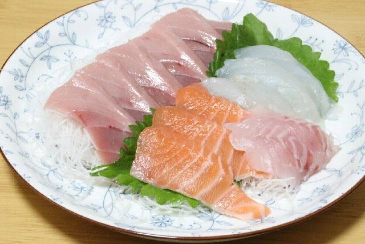 こんなものまで買えるの！？「高級感が凄すぎる…！」クオリティの高さに驚いた100均食器