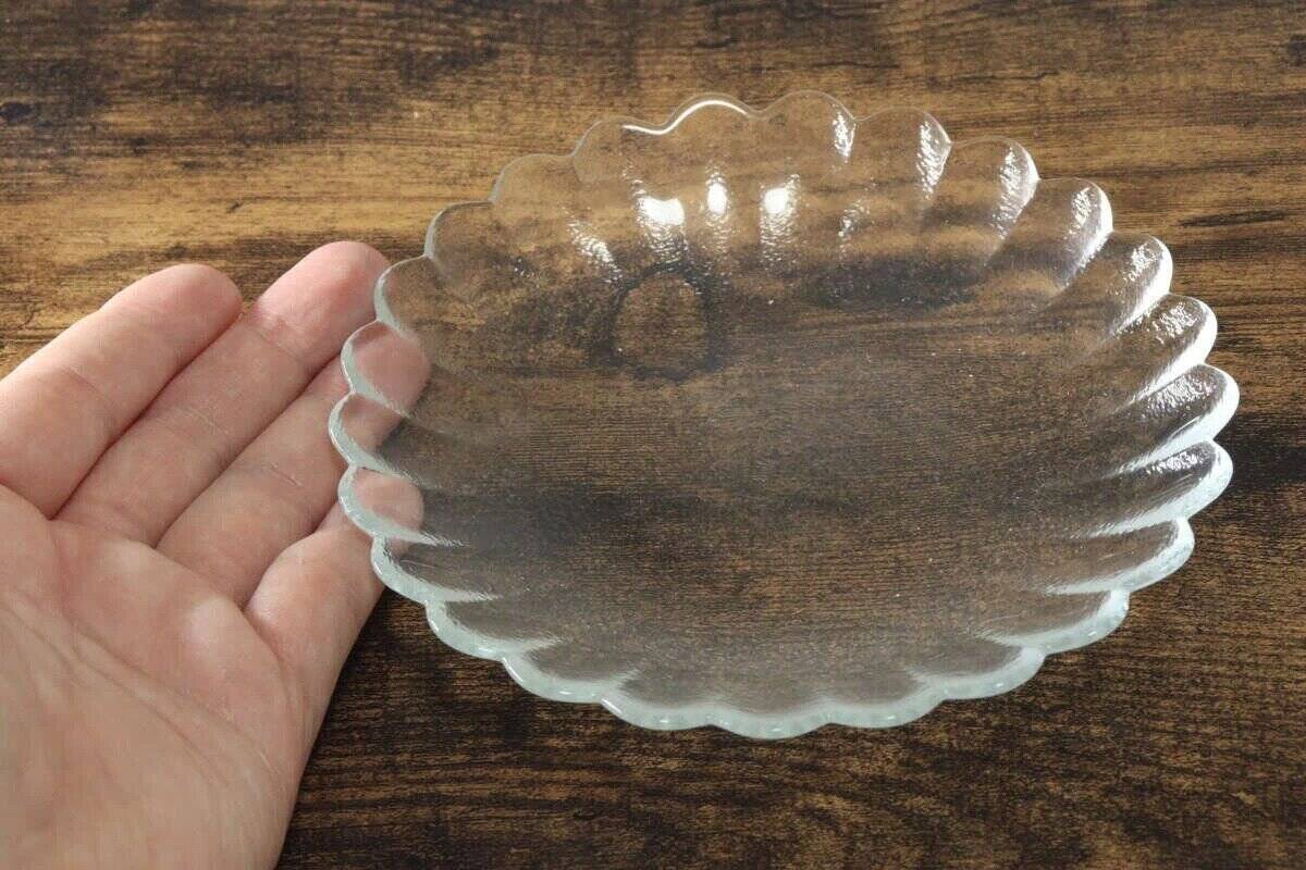 こんなものまで買えるの！？「高級感が凄すぎる…！」クオリティの高さに驚いた100均食器