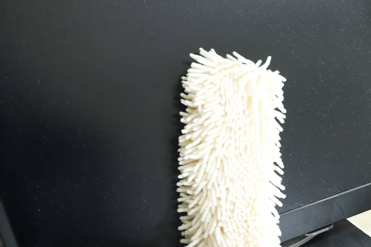 2WAYで使えて長さも変えられる！繰り返し使える100均の優秀お掃除モップ