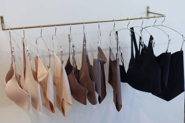 ユニクロの本気がスゴイ…♡1回着たらヤミツキ！体温で身体になじむブラ