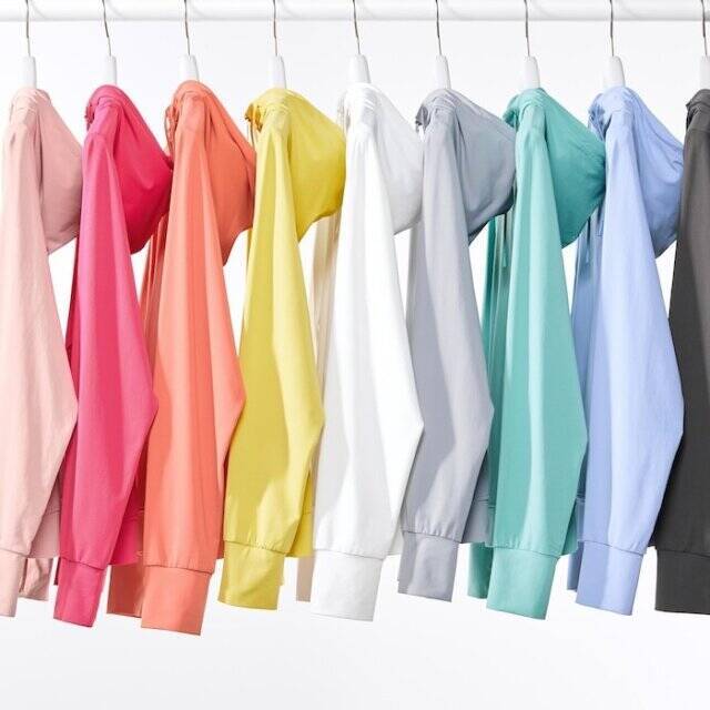 ユニクロでイロチ買い案件発生中！秋までガンガン着倒せる！キレイ色トップスが全部欲しい♡