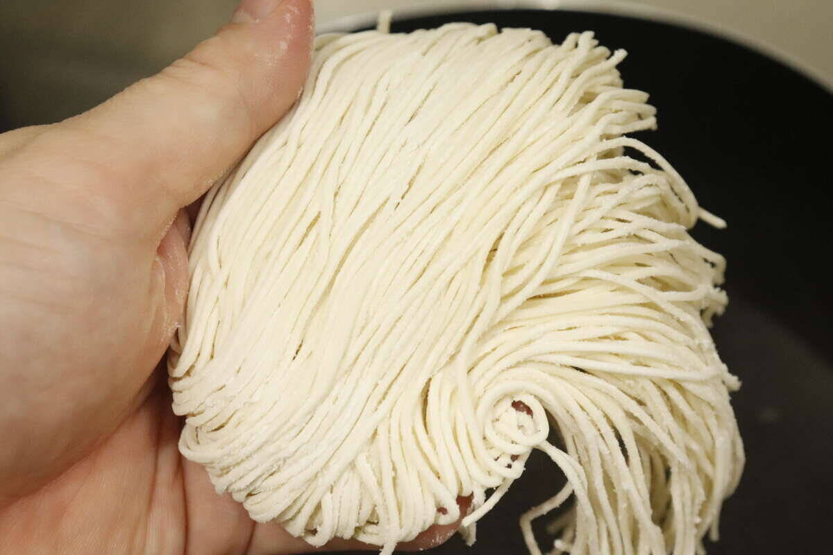 買い占めたくなる！100円とは思えないうまさ！出会えたらラッキーな生麺