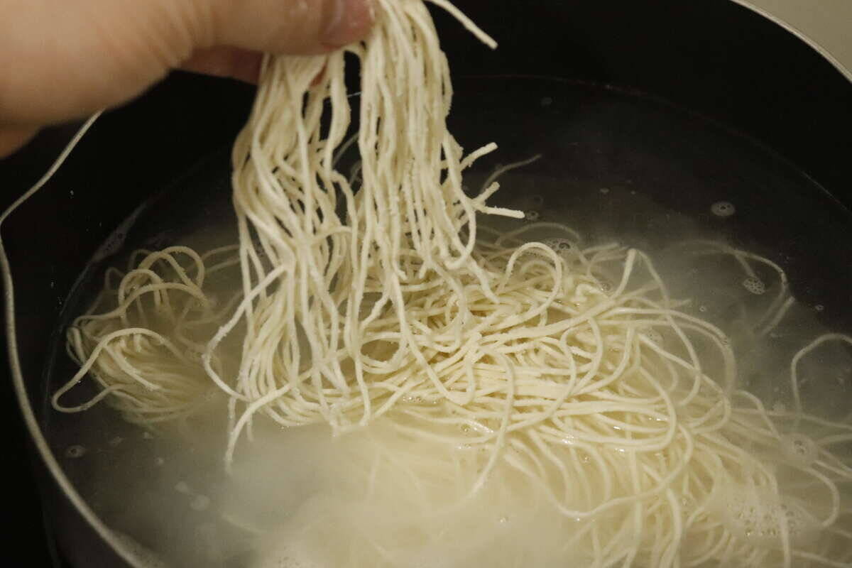 買い占めたくなる！100円とは思えないうまさ！出会えたらラッキーな生麺